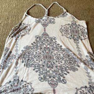 👚 $5 👚 Maurices racer back tank